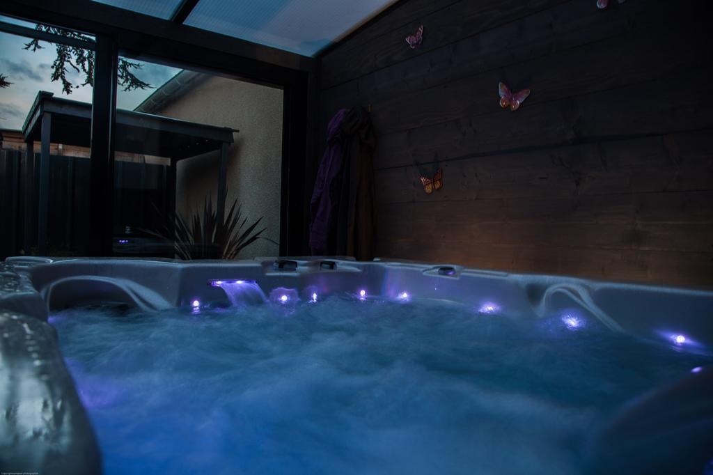 Villa Spa Privatif Toulouse Jacuzzi Aucamville Exterior foto